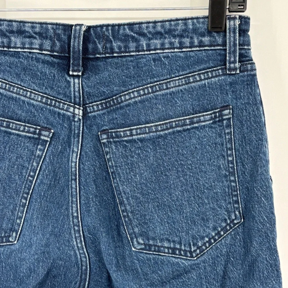 Abercrombie & Fitch excellent pre